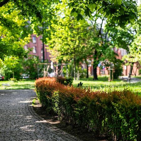 Neapol Parking Gratis Moxy Te&Am Cracow Cracóvia Exterior foto